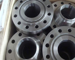 ASTM A182 F9 Alloy Steel Flanges Suppliers in Oman 