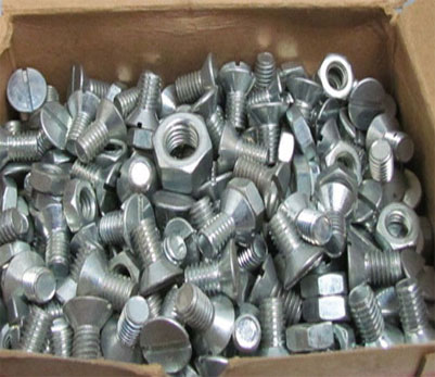 Carbon Steel Bolts Packing & Shipping
